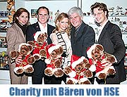 SOS-Kinderdorf Kinder mit prominenten Botschaftern auf den Spuren des HSE-Teddybären im Münchner Spielzeugmuseum (Foto: Martin Schmitz)